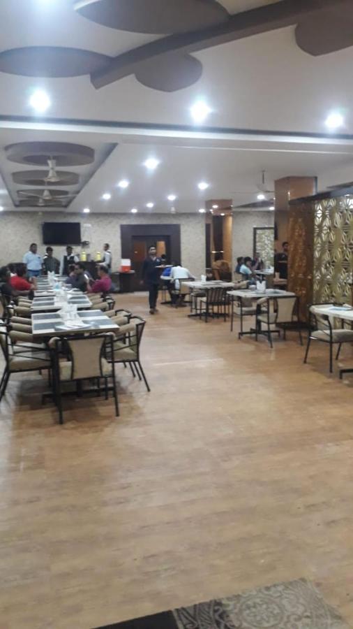 Hotel Bhagirathi Bhawanipatna Exterior foto
